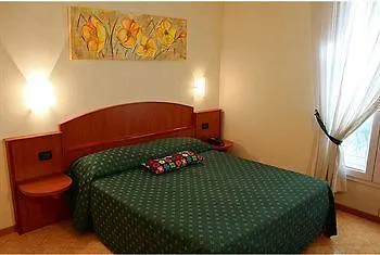 Residence Alle Scuole Country House Granarolo dellʼEmilia イタリア