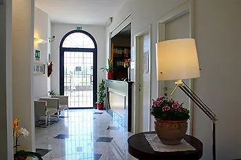 Residence Alle Scuole Country House Granarolo dellʼEmilia ゲストハウス