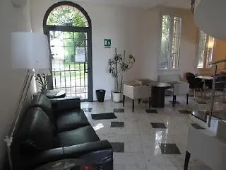 Residence Alle Scuole Country House Granarolo dellʼEmilia